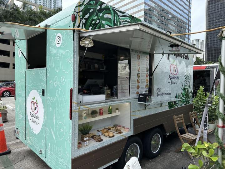 Manufacturing of Food Trailers  Miami